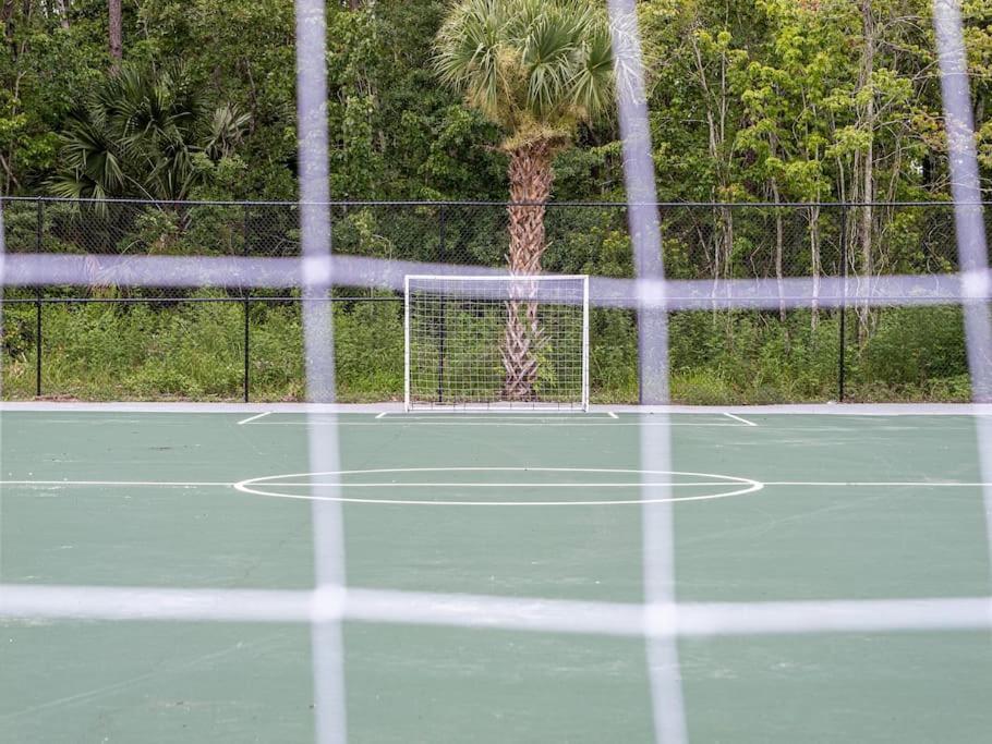 Orlando 1br Themed Vacation With Pool View Next To Kissimmee