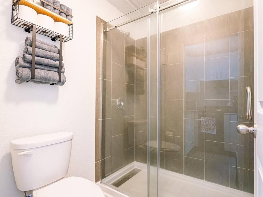 Orlando 1br Themed Vacation With Pool View Next To Apartment *